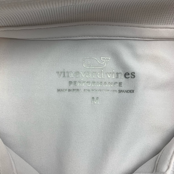 Vineyard Vines Performance Medium Sleeveless Top - Picture 2 of 4